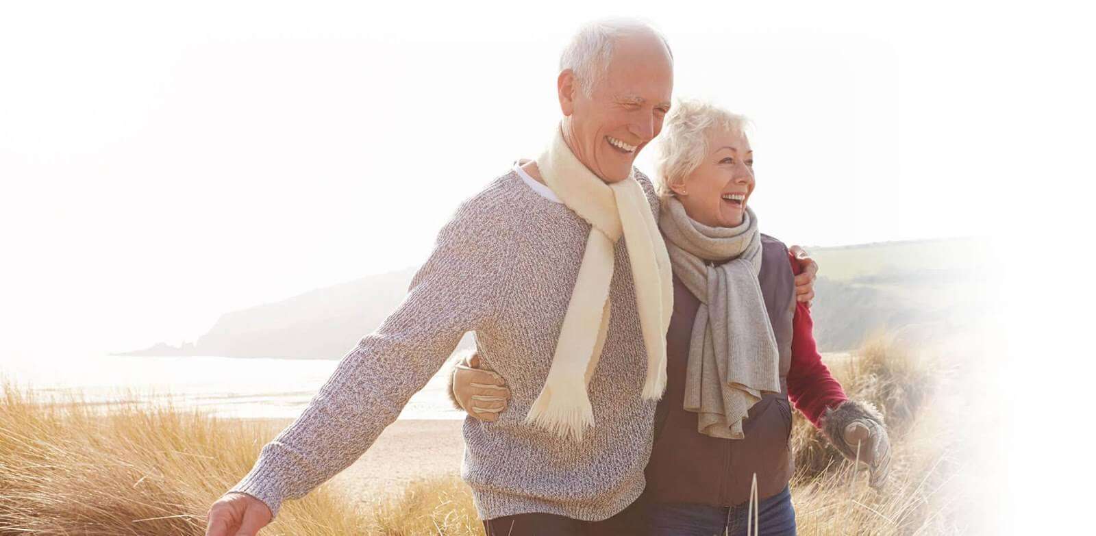 residence-des-batisseurs-couple-personnes-agees