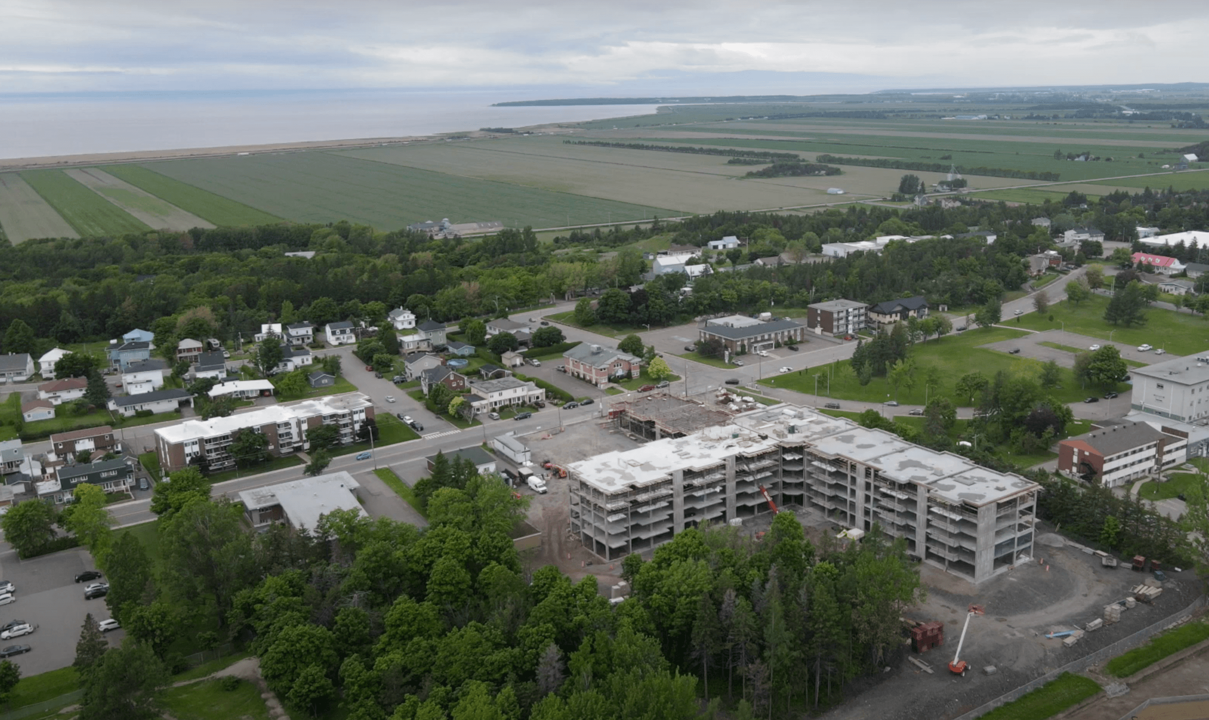 Capture d’écran, le 2022-07-04 à 13.00.08 Résidence des Bâtisseurs La Pocatière en construction