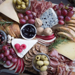 Plateau de fromages et charcuteries