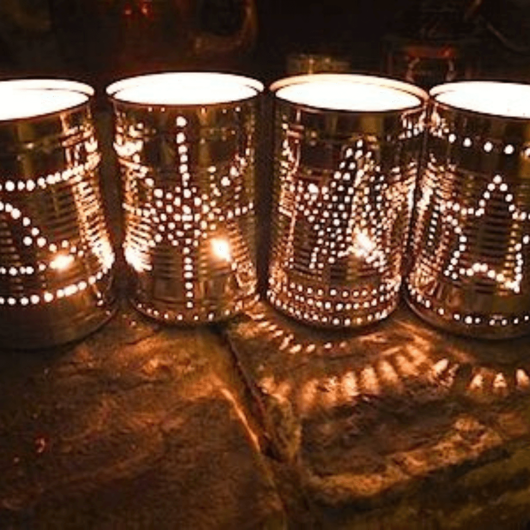 Lanternes de Noël avec des conserves