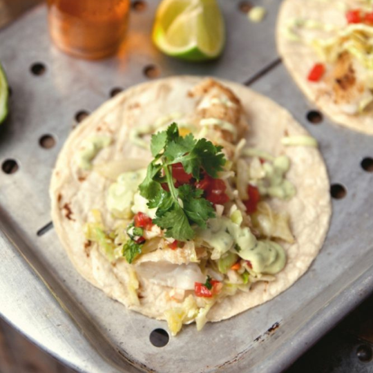 Recettes mexicaines (3) Tacos de poisson, mayonnaise à l’avocat et autres accompagnements